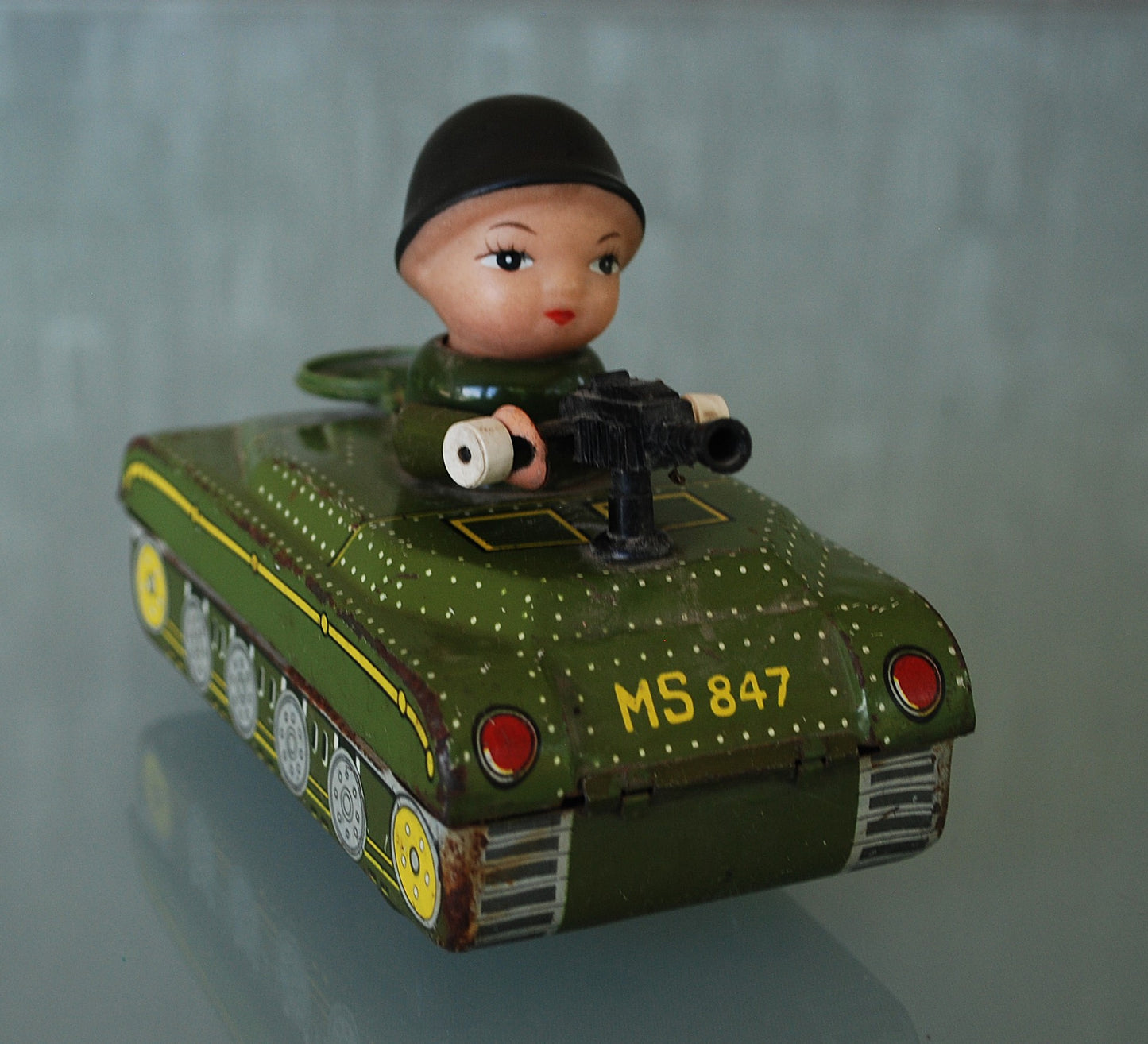 Vintage werkend tank met opwindmechanisme blikken speelgoed made in China