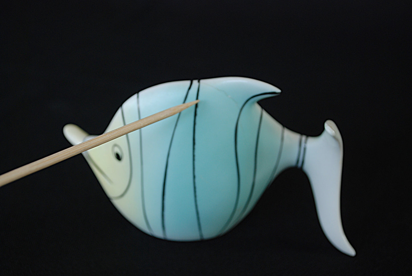 " Lip vis " van de Hollohaza Porselein fabriek