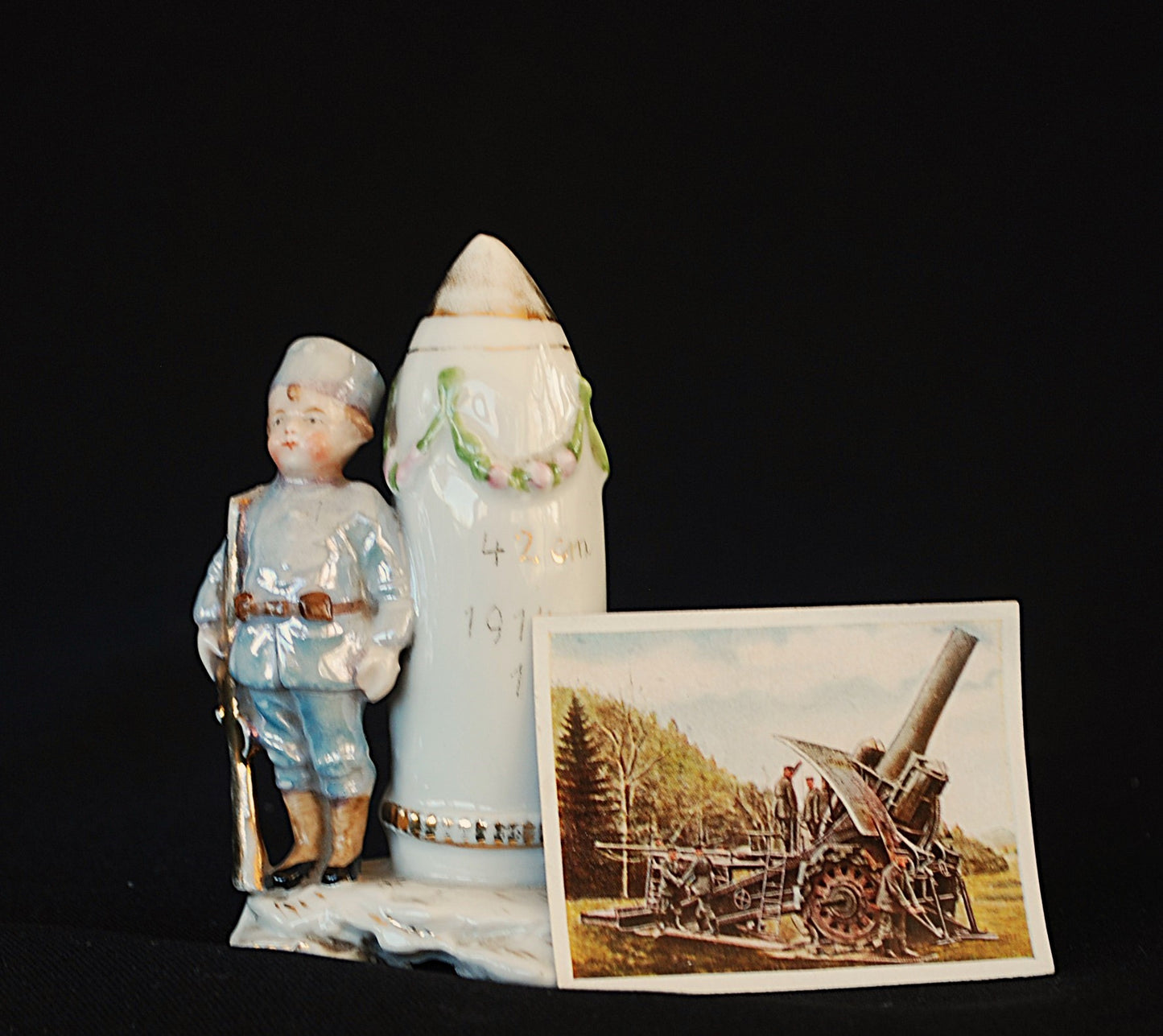 Kanon WW1 beeld soldaat met " Dikke Bertha " granaat *