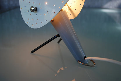 Bureau lamp van Ernest Igl  " The Little Dog " Grijs/Wit