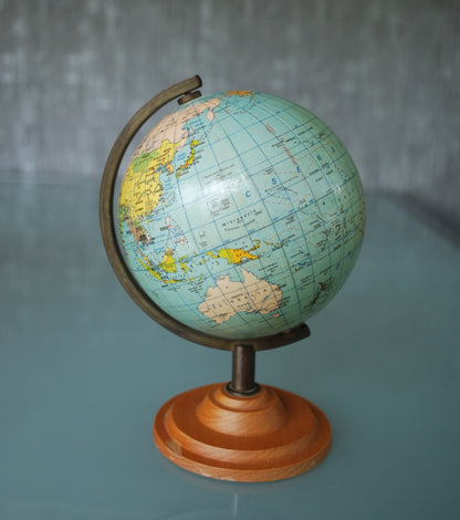 Politieke Globe Boedapest 1985