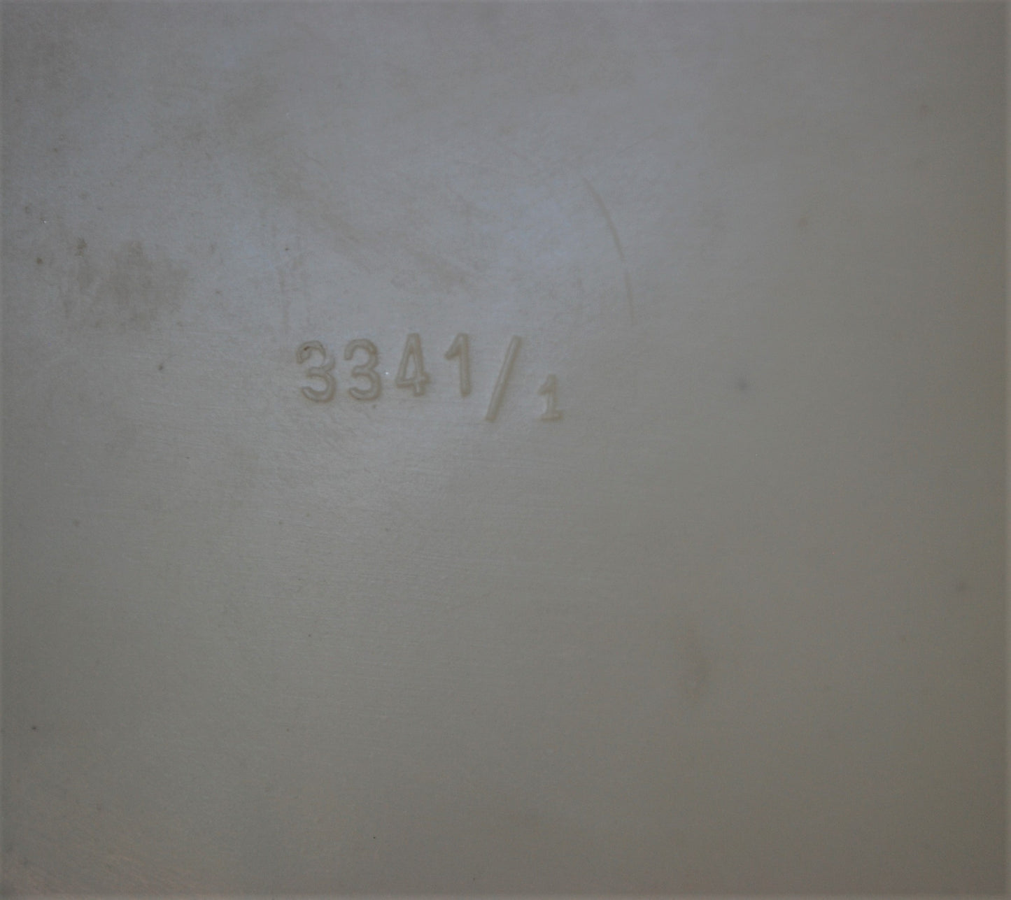 Wit bakelieten opbergdoos CCCP nummer 2