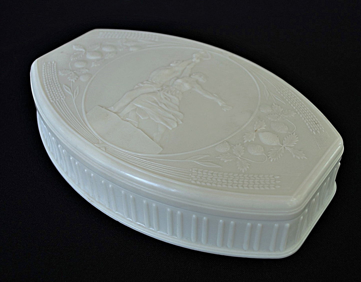 Wit bakelieten opbergdoos CCCP nummer 2