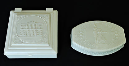 Wit bakelieten opbergdoos CCCP nummer 2