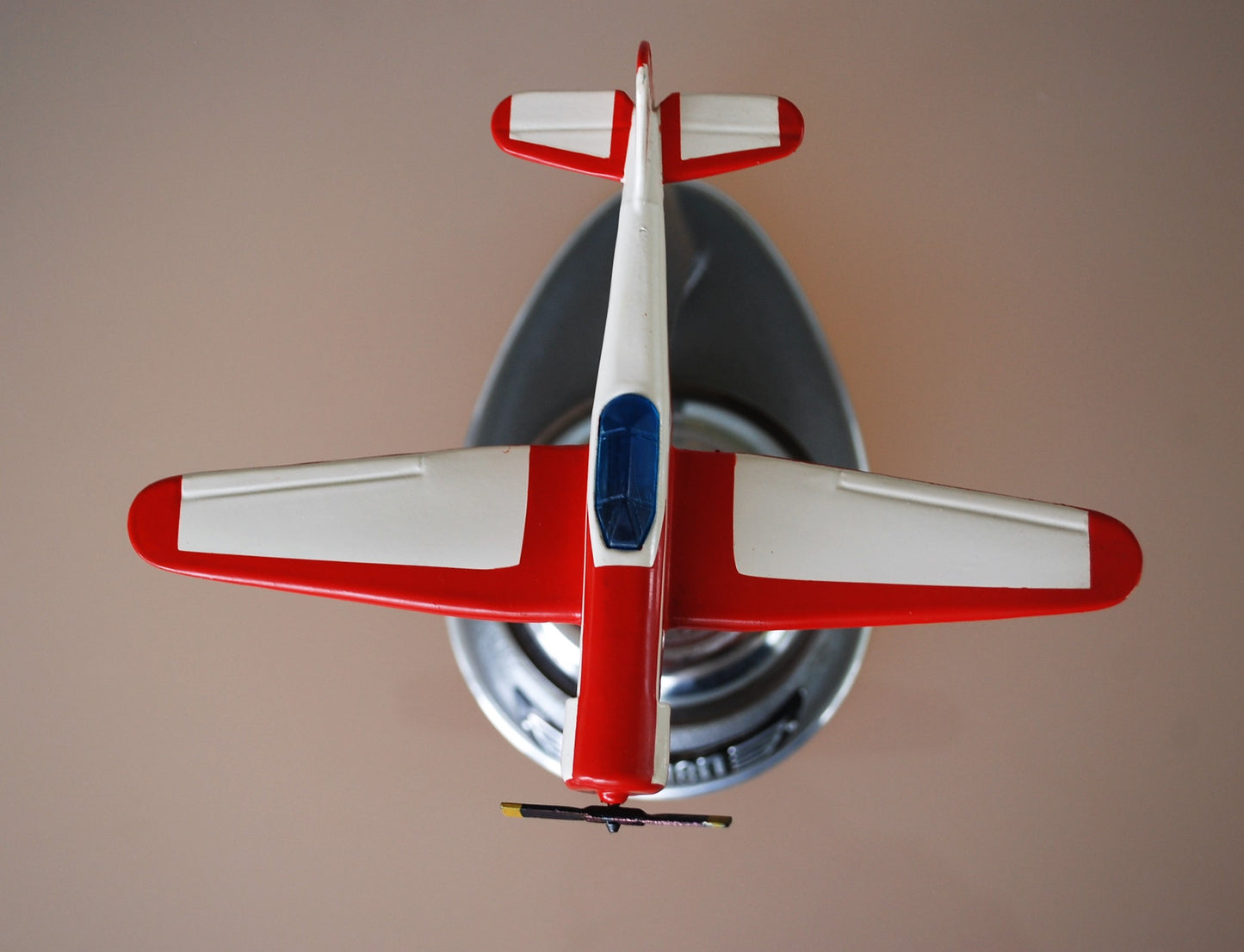 Vliegtuig Yak 18 Model Geschenk aan een Kolonel Uniek ! 1946