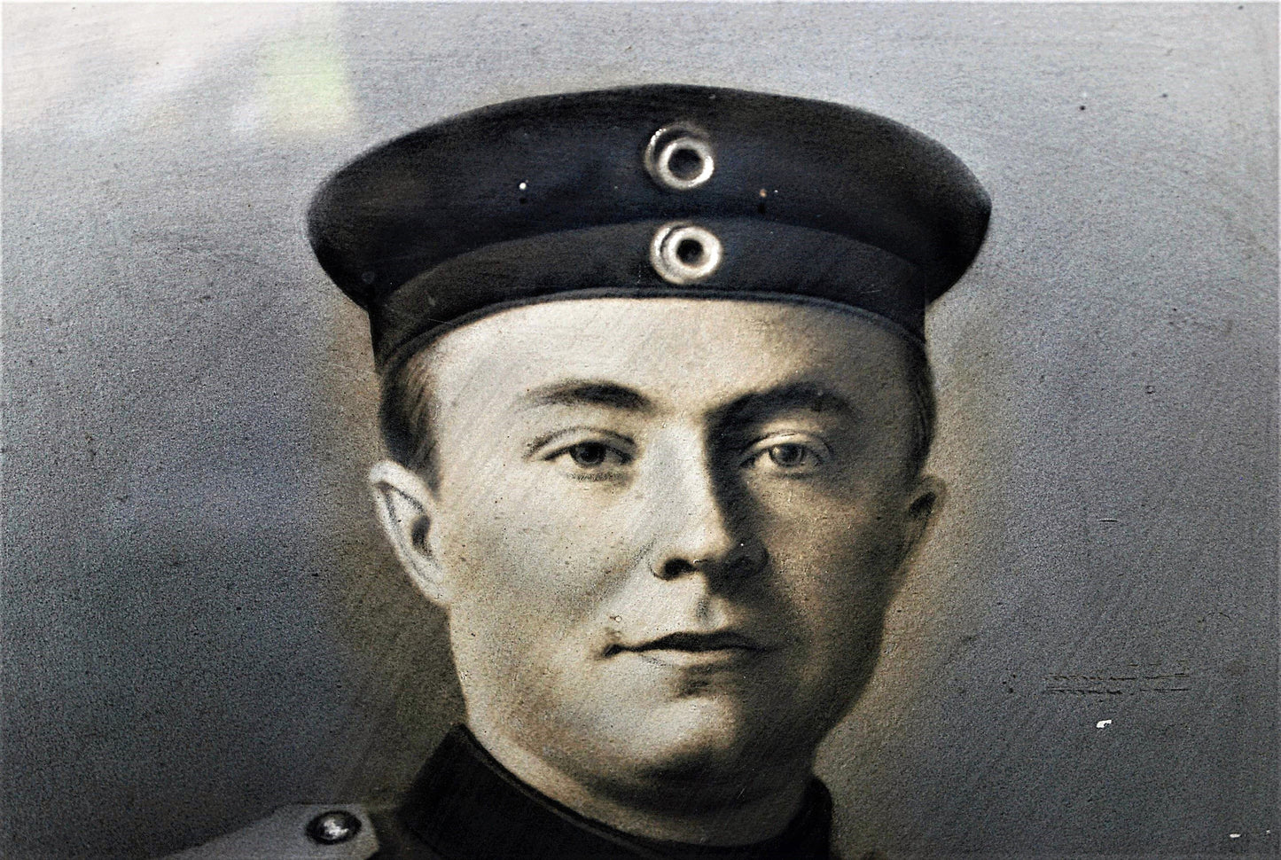 Ingelijst portret overleden Duitse soldaat WW 1   Gevallen op 5 september in 1915 Rusland