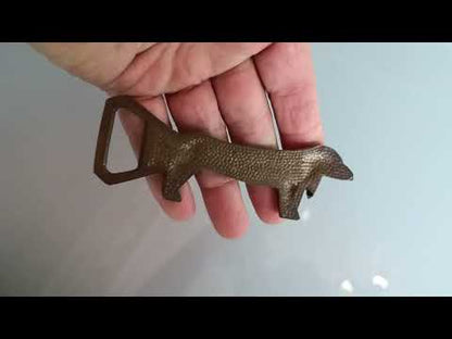 Teckel hond flesopener 1970's Brons