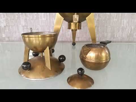 Samovar Spoetnik - Ruimteverovering - 1977- Ruimtevaart met 6 Spoetnik theeglazen *