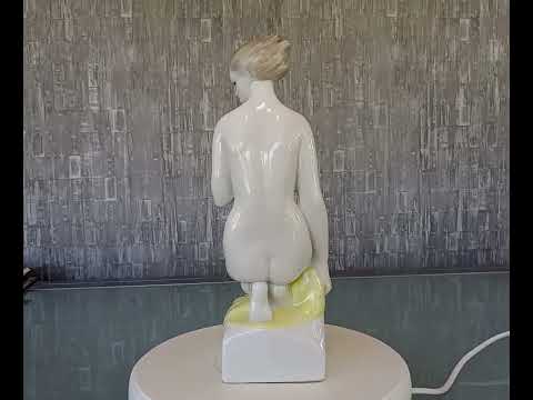 Vrouw naakt geknield Beeldhouwer Sandor Olah *