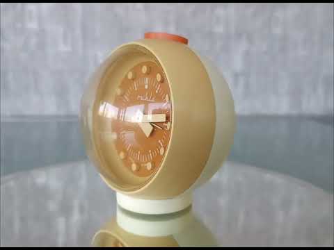 Preorder Klok Space age made in GDR  DDR Oost Duitsland