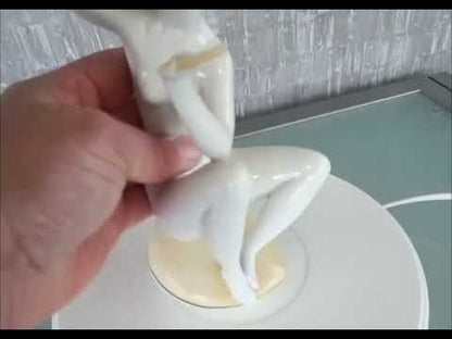 Pre order Naakt beeld Art deco stijl van kunstenaar János Török