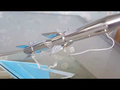 Raket op plexiglas sokkel SA-75 Dvina  NATO: SA-2 Guideline