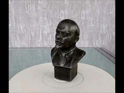 Preorder Lenin Buste Gesigneerd en met stempel