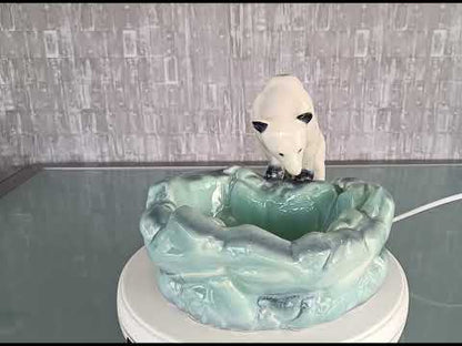 Pre order Art Deco Ditmar Urbach ijsbeerschaal, Tsjechoslowaaks keramisch beeld uit de jaren 30