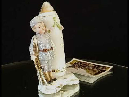 Kanon WW1 beeld soldaat met " Dikke Bertha " granaat *