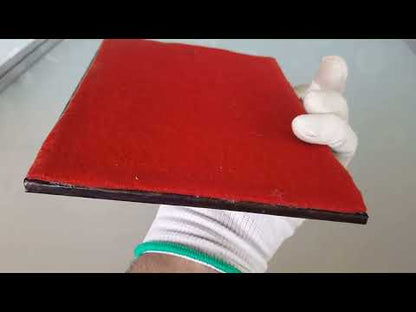 Pop Art Retro Wandplaat stilistisch reliëf van een jonge vrouw