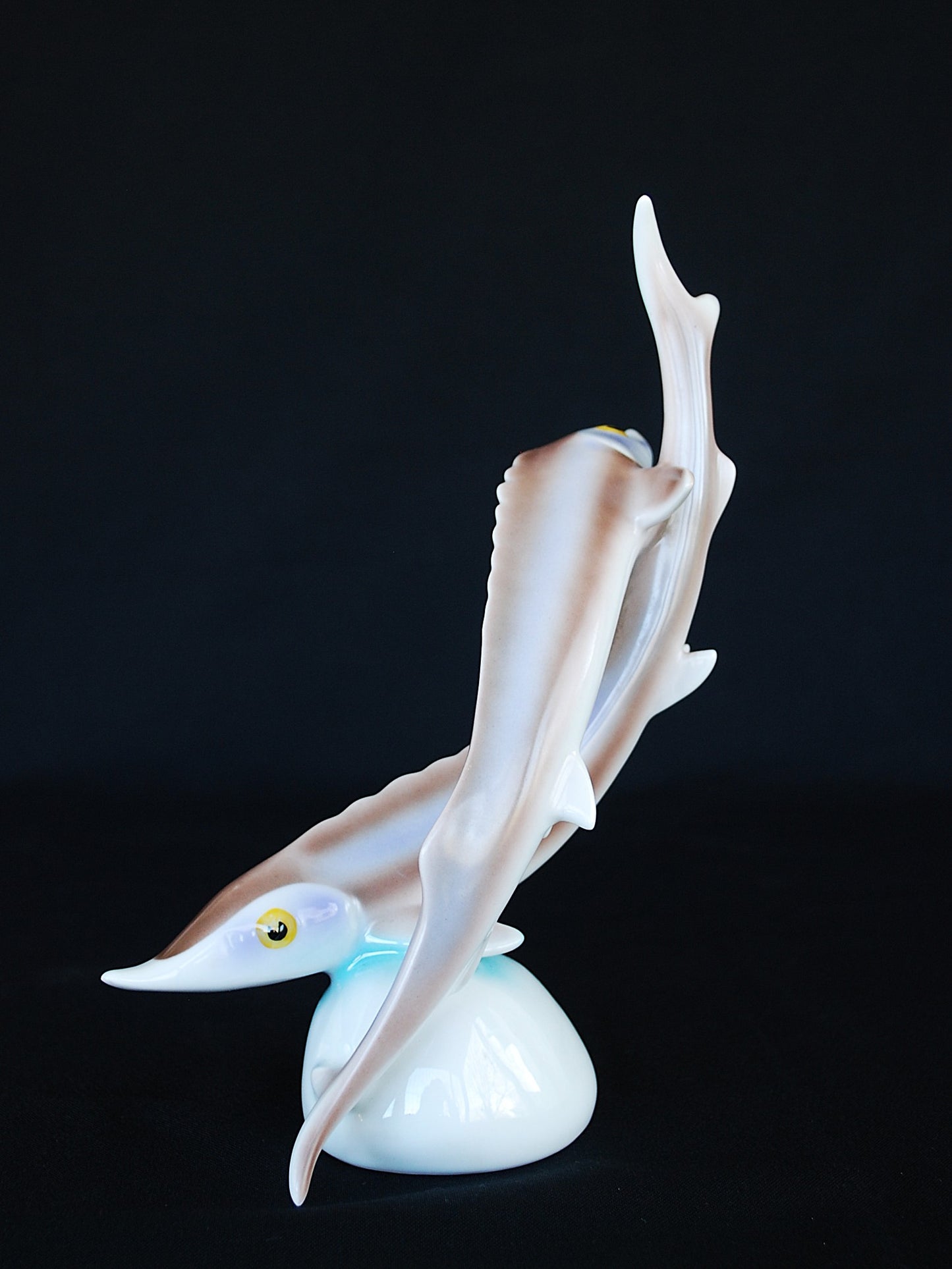 Steur paar Hollohaza Porselein.